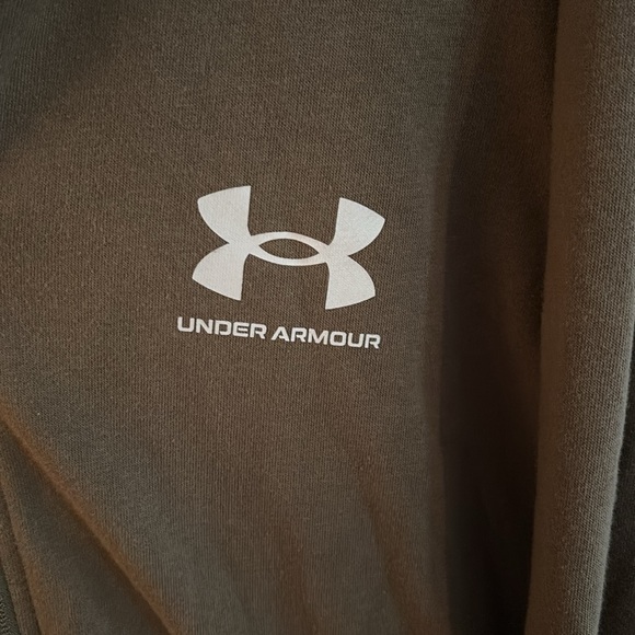 Under armor size large men’s hoodie - Picture 3 of 4